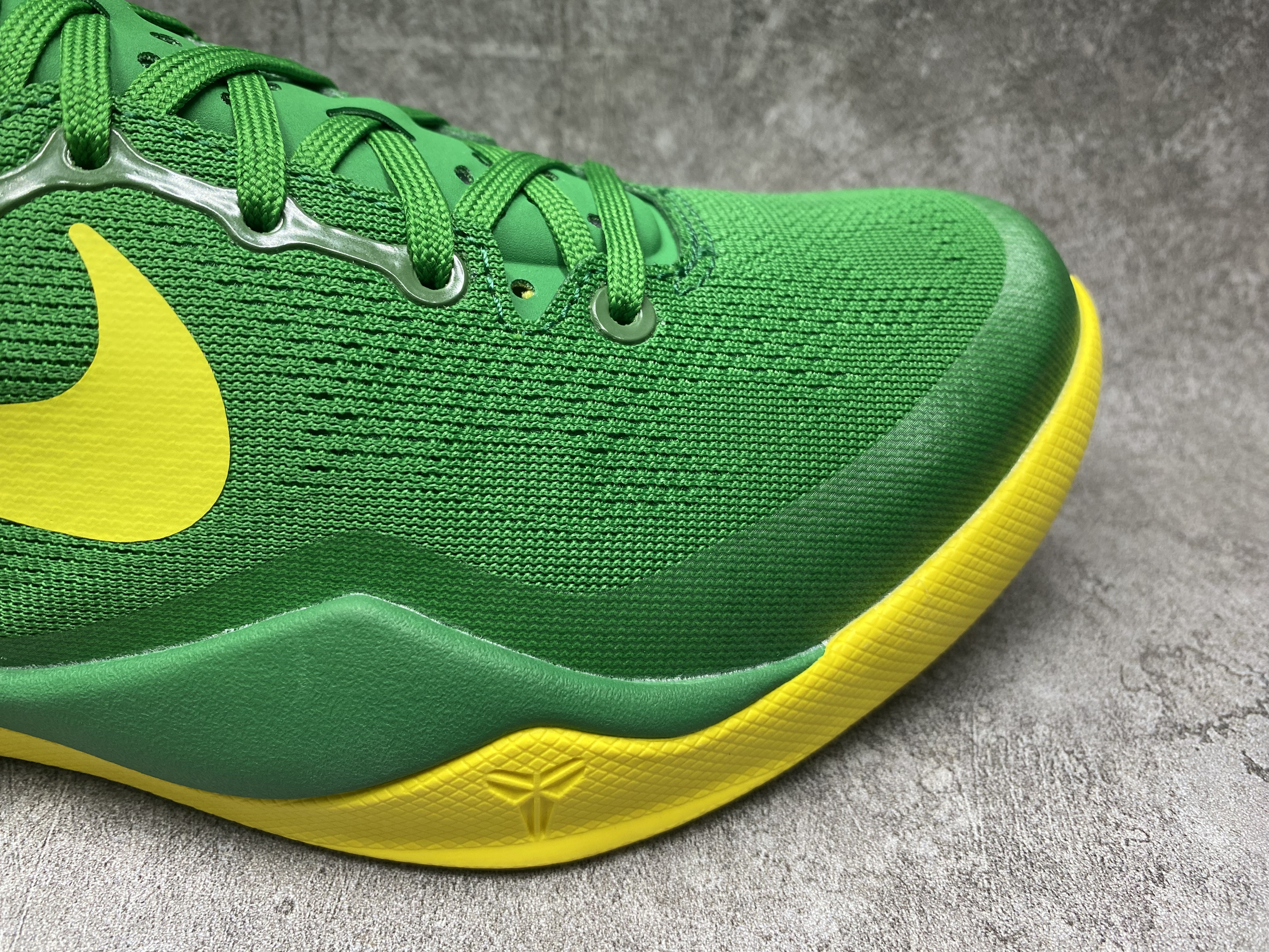 UA Nike Kobe 8 Protro