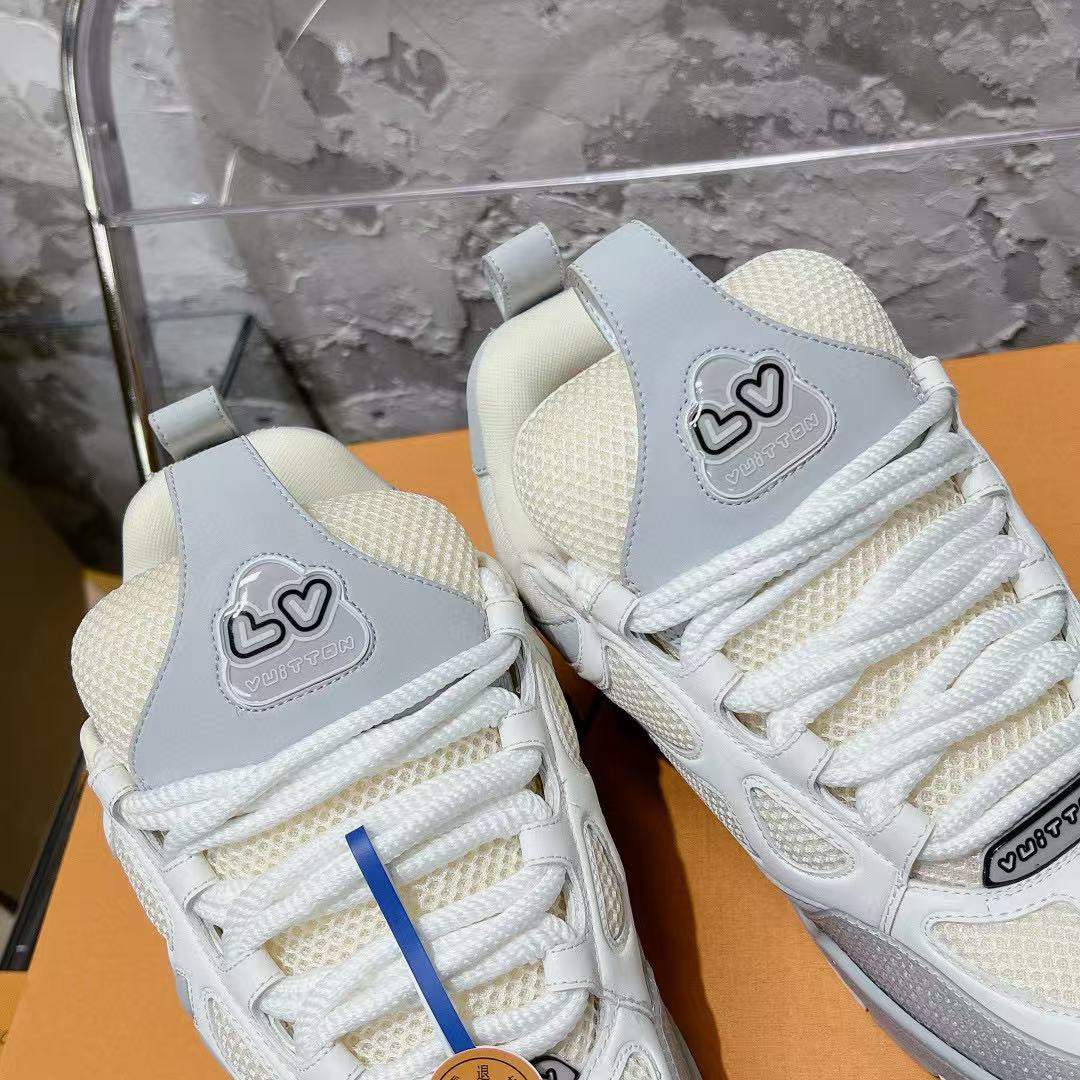 UA LV Trainer Sneaker