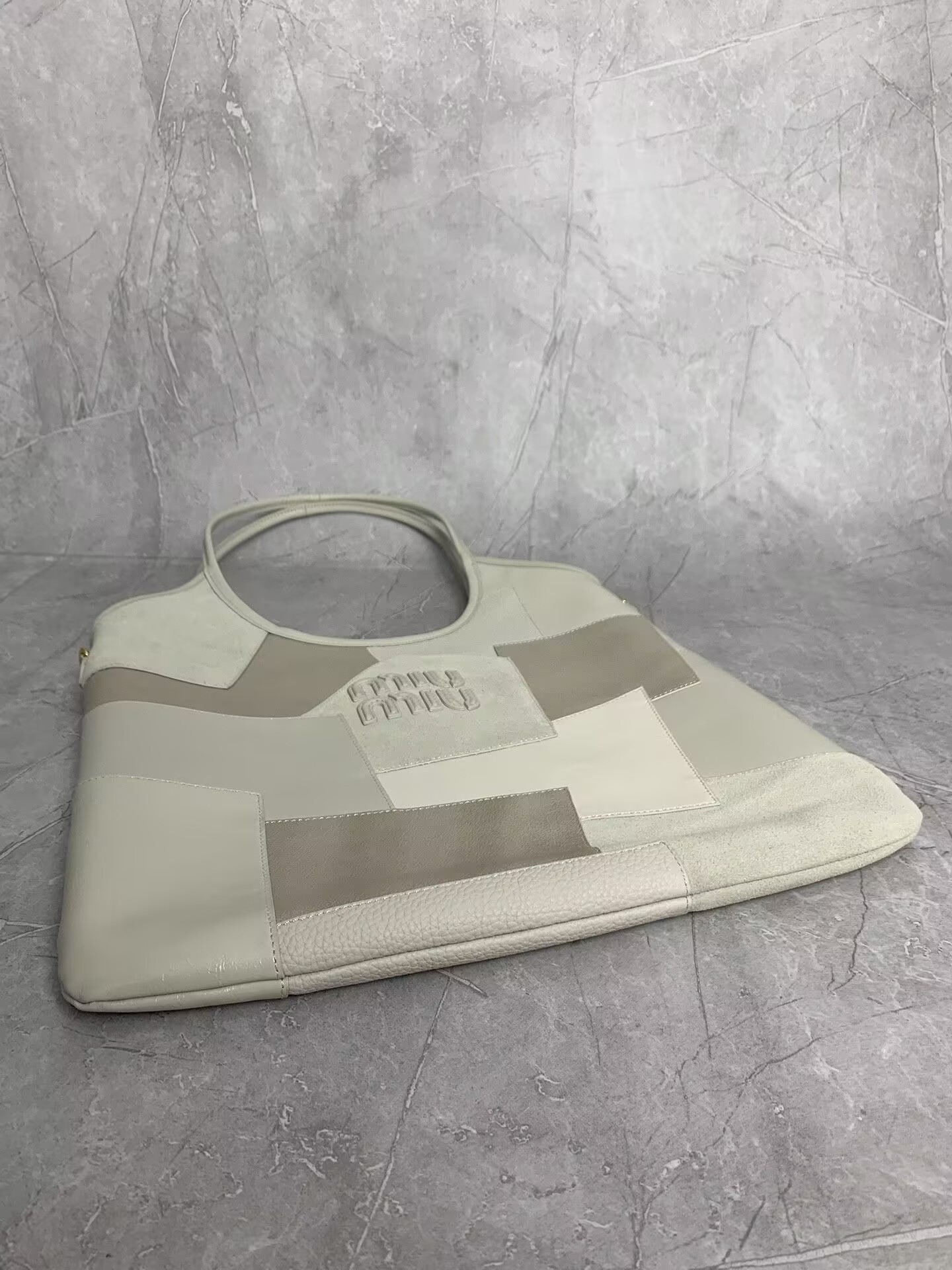 Miu Miu IVY leather patchwork bag 40x35cm