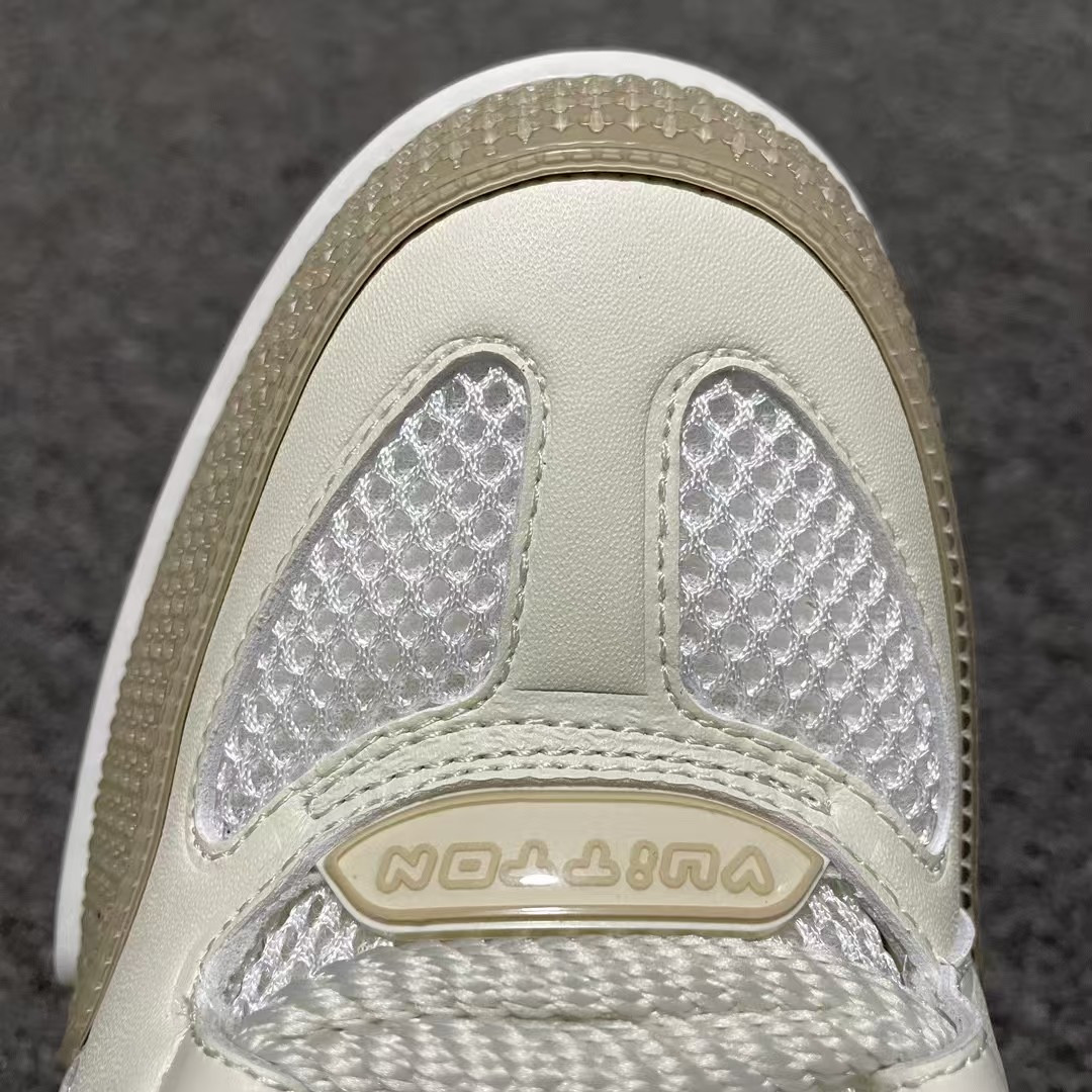 UA LV Trainer Sneaker