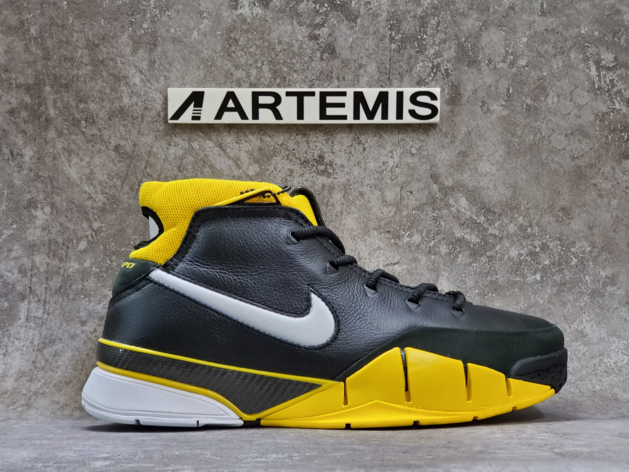 Nike Kobe 1 Protro Black Maize