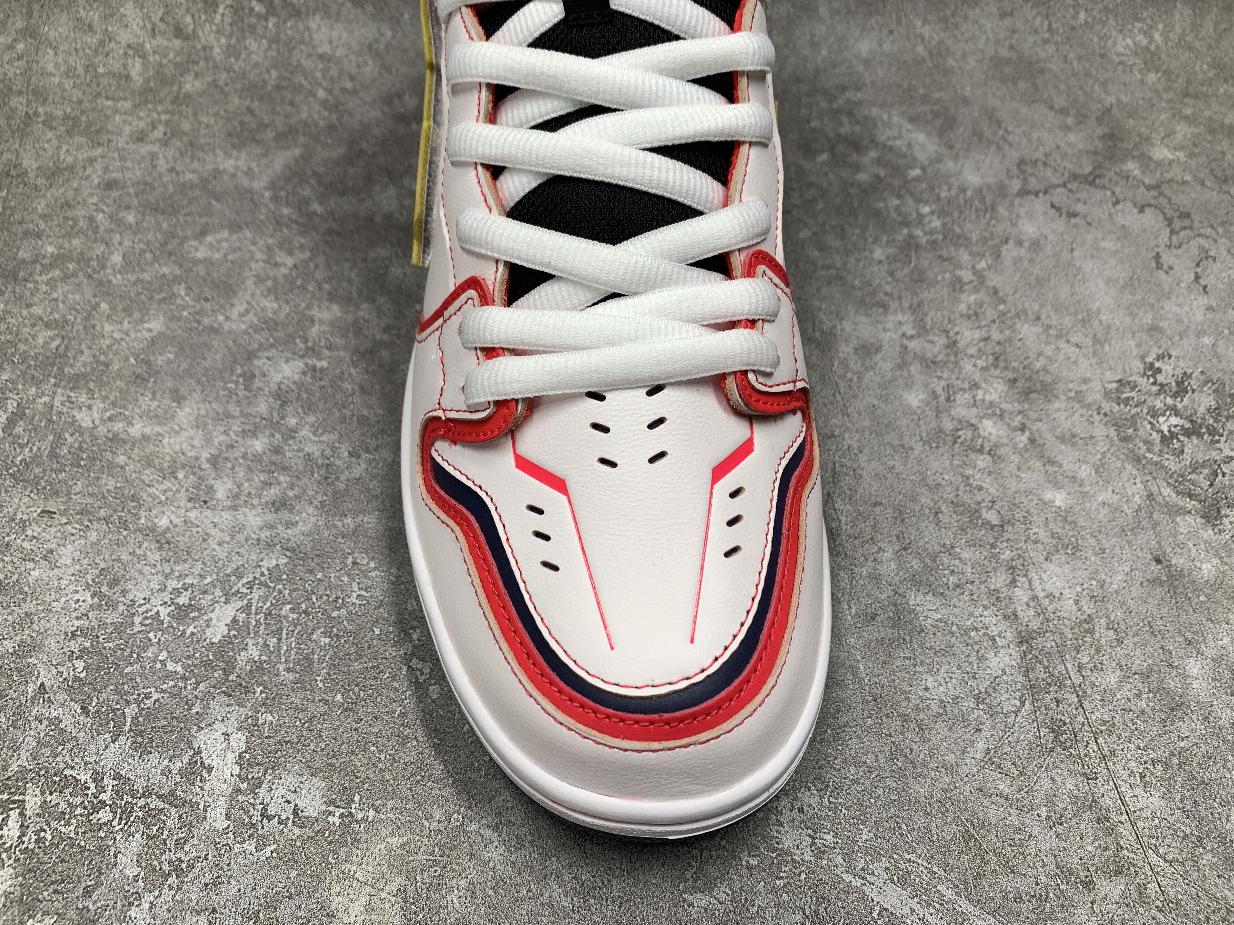 Nike Dunk SB High RX-0 Unicorn Gundam