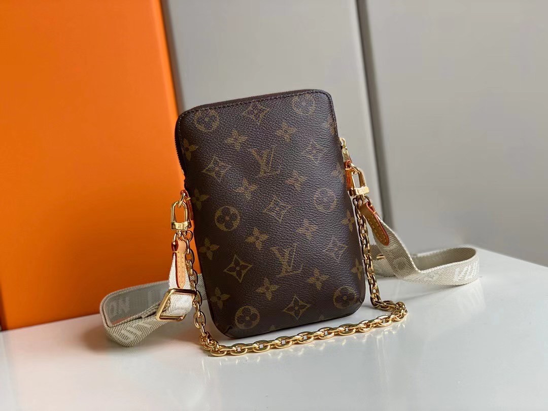 LV UTILITY PHONE POCKET M80746
