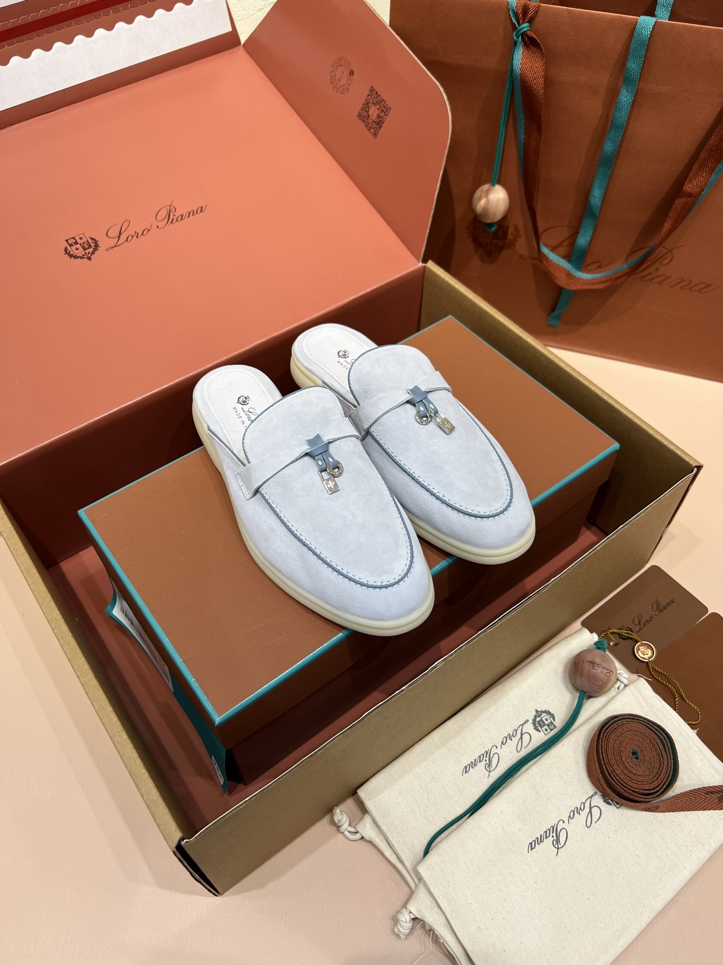 ua L**o p*ana babouche charms walk loafers