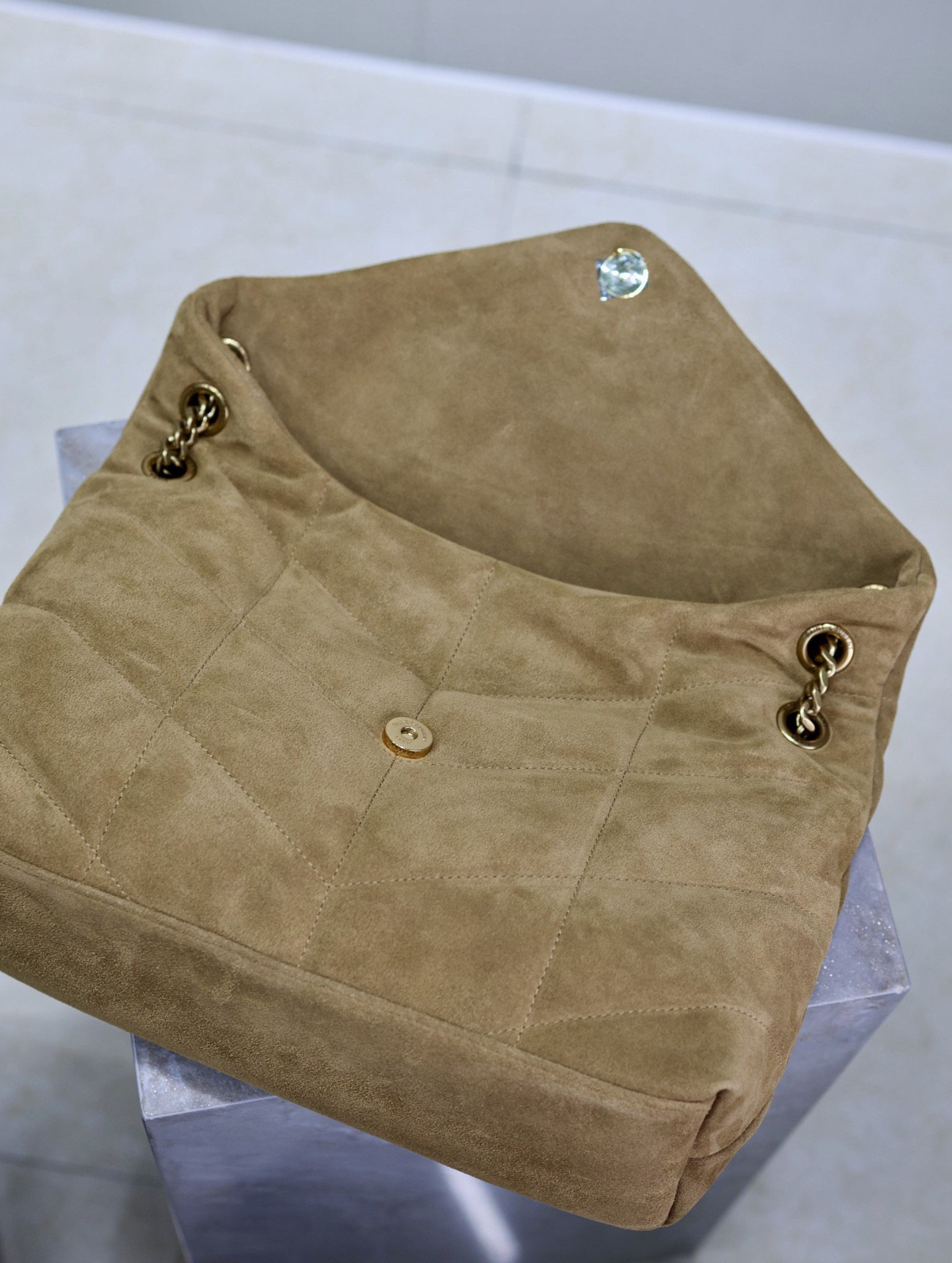 Y*L loulou puffer (suede) 35x23x13.5cm