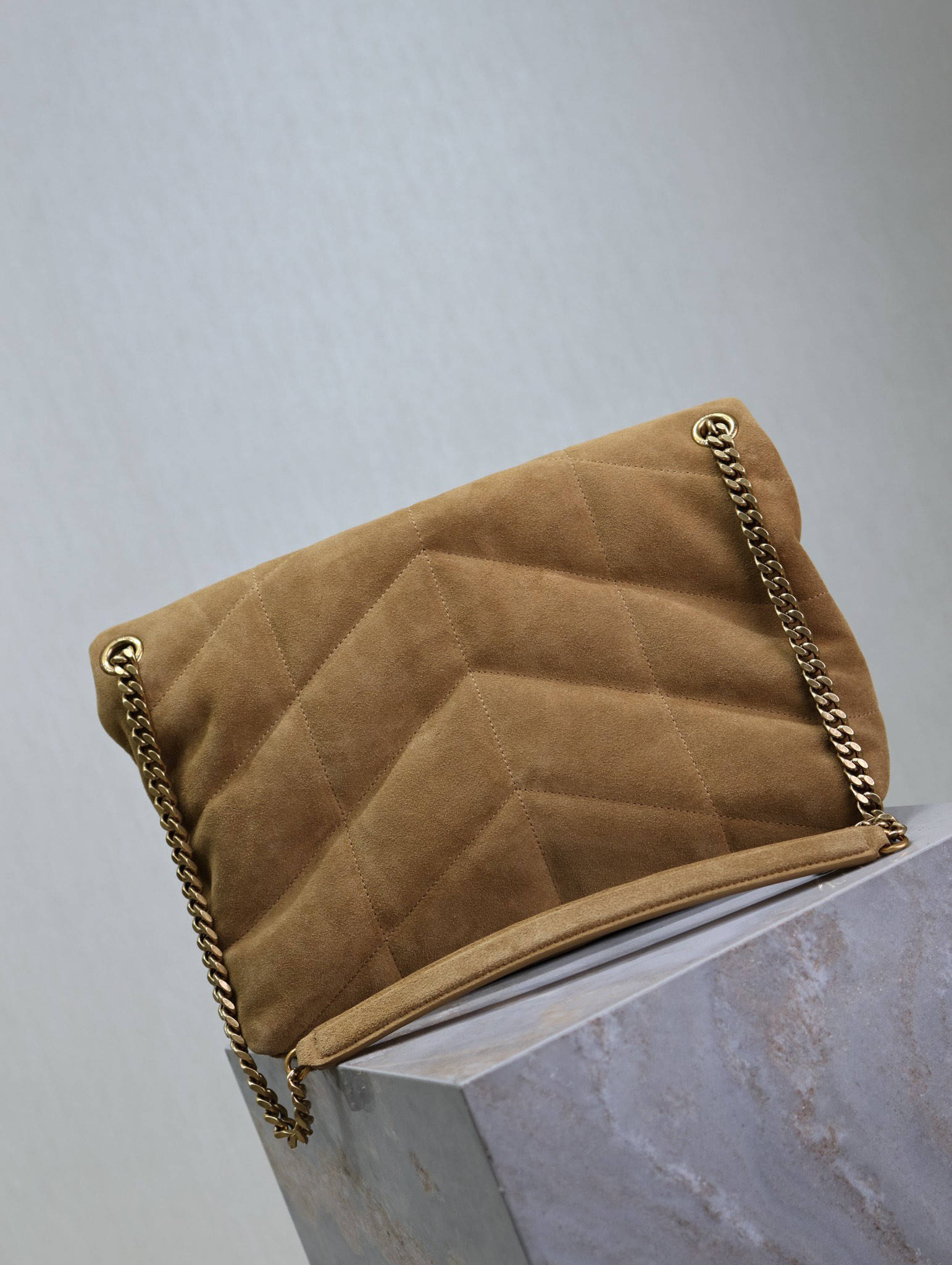 Y*L loulou puffer (suede) 35x23x13.5cm