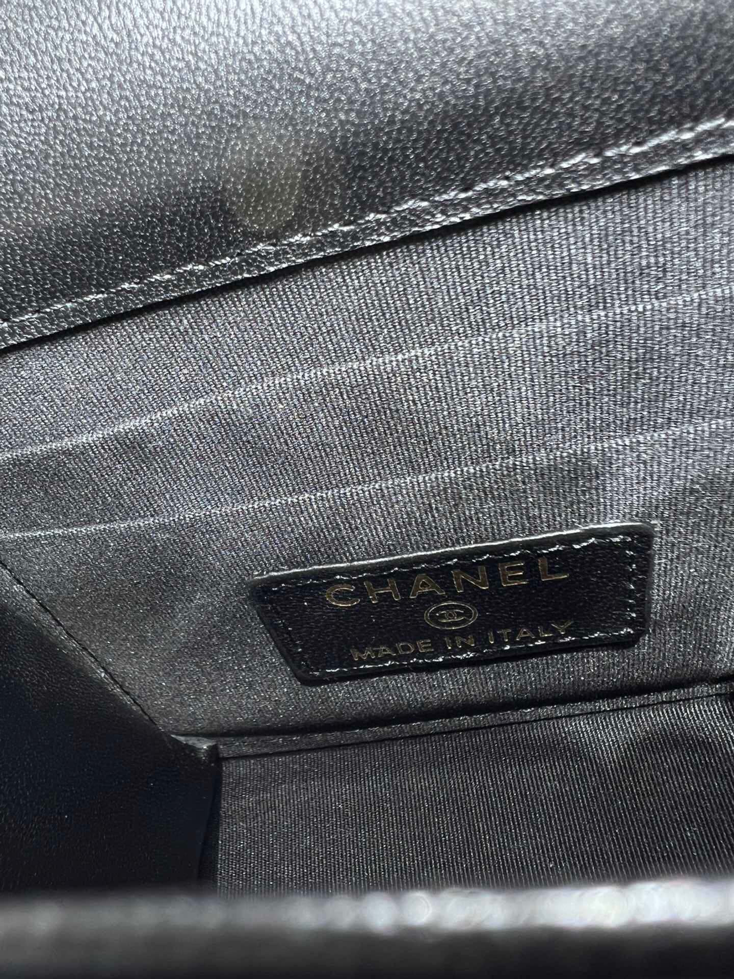 Ch*el clutch shoulder flap bag ap2682 11x11x4cm